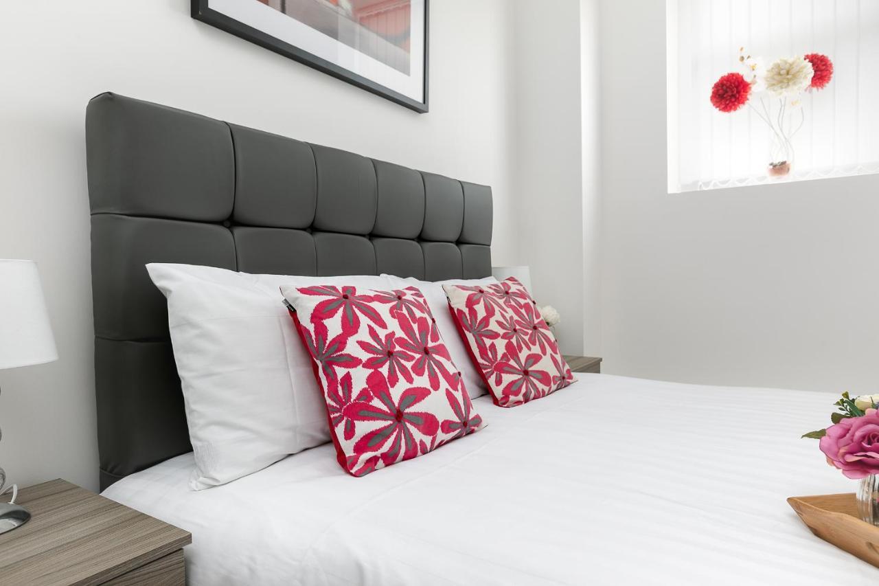 Kvm - City Apartment 9 - Contractors - Town Centre By Kvm Stays Πήτερμπορο Εξωτερικό φωτογραφία