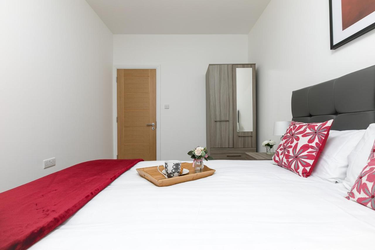 Kvm - City Apartment 9 - Contractors - Town Centre By Kvm Stays Πήτερμπορο Εξωτερικό φωτογραφία